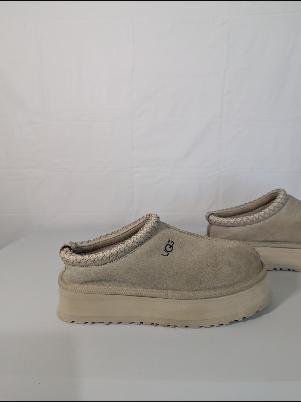 UGG Tasman Platform Slippers Sand Beige Suede Sheepskin Lined Women's Size 7 - Picture 6 of 13